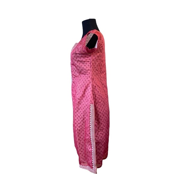 Pink Embroidered Traditional Kurta Tunic - Picture 12 of 16